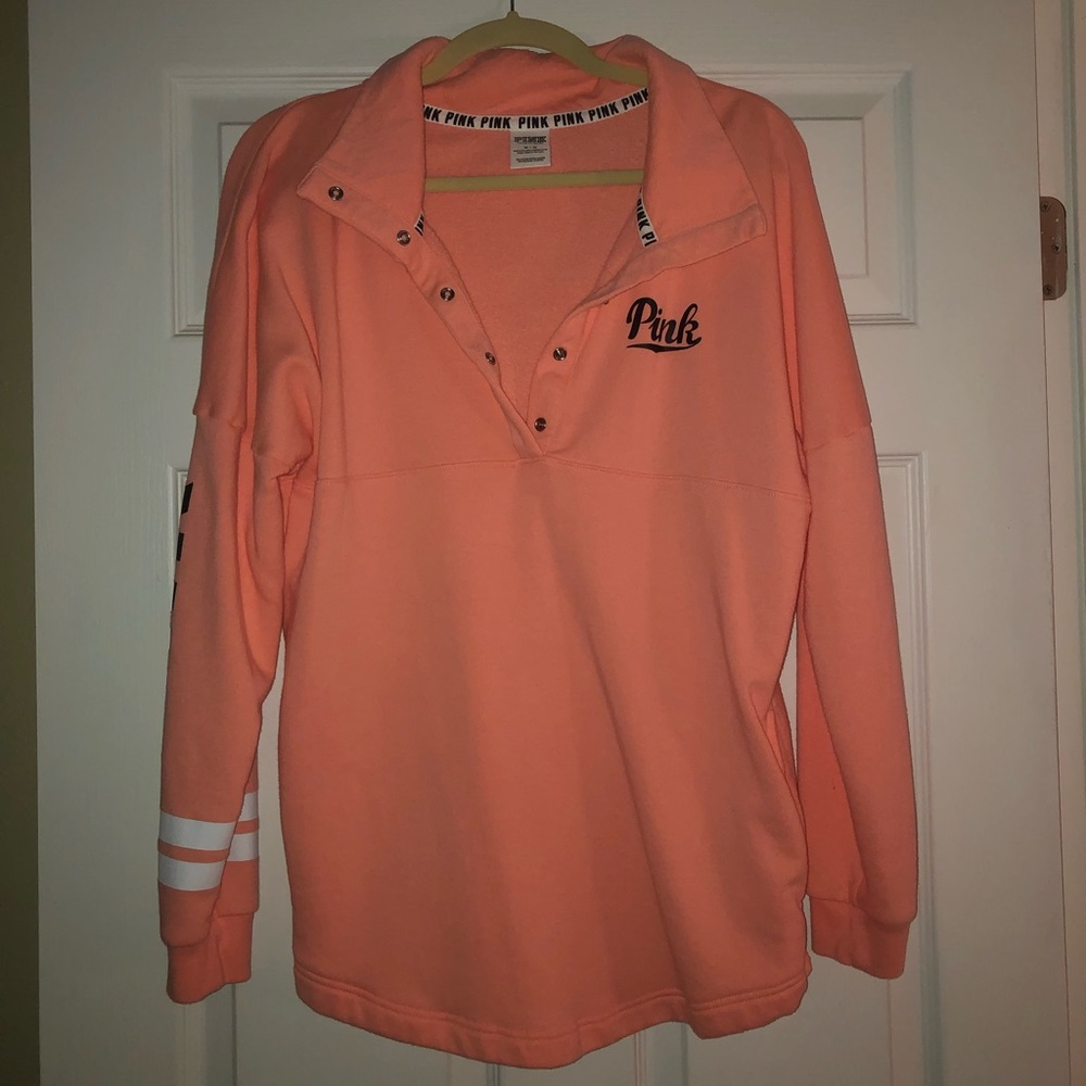 VS Pink pullover